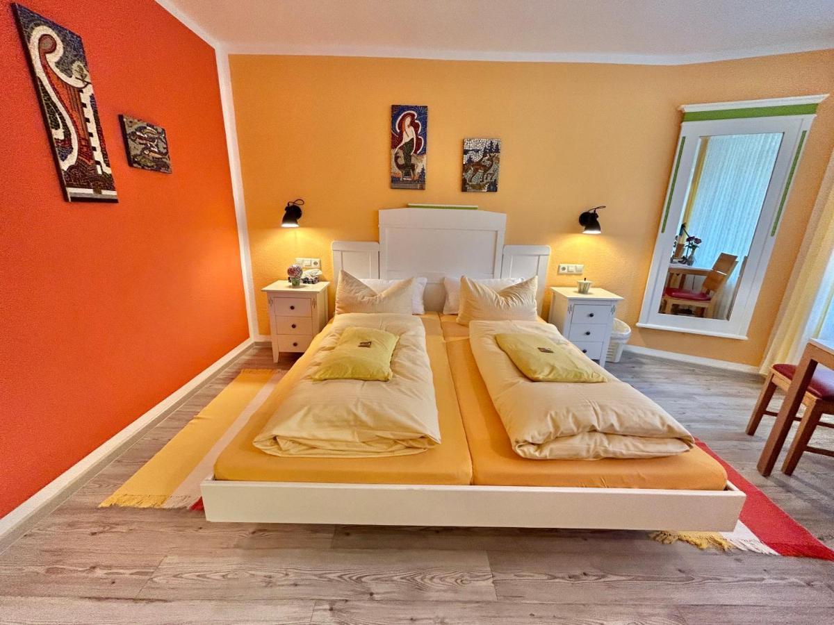 Haus Am Kurpark Hotel 2*